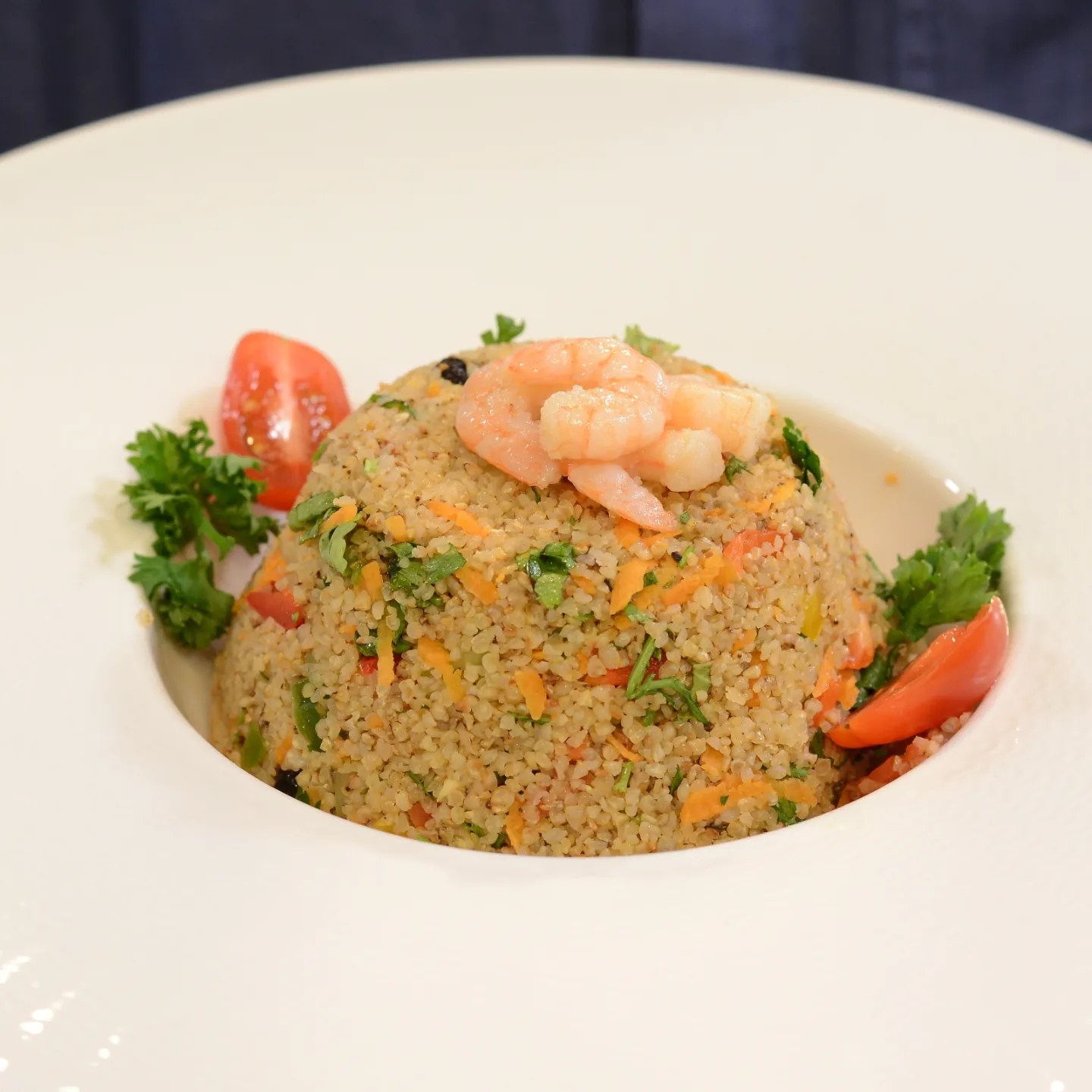 Plat raffiné aux crevettes